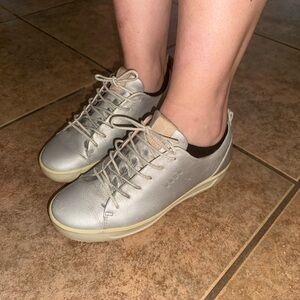 Ecco’s golf soft low shoe size 37 silver